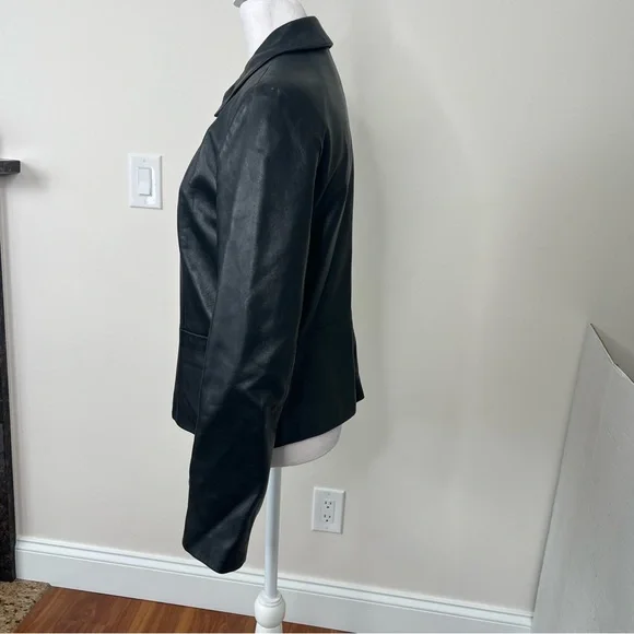 Ann Taylor 100% Leather women’s jacket - Picture 2 of 9